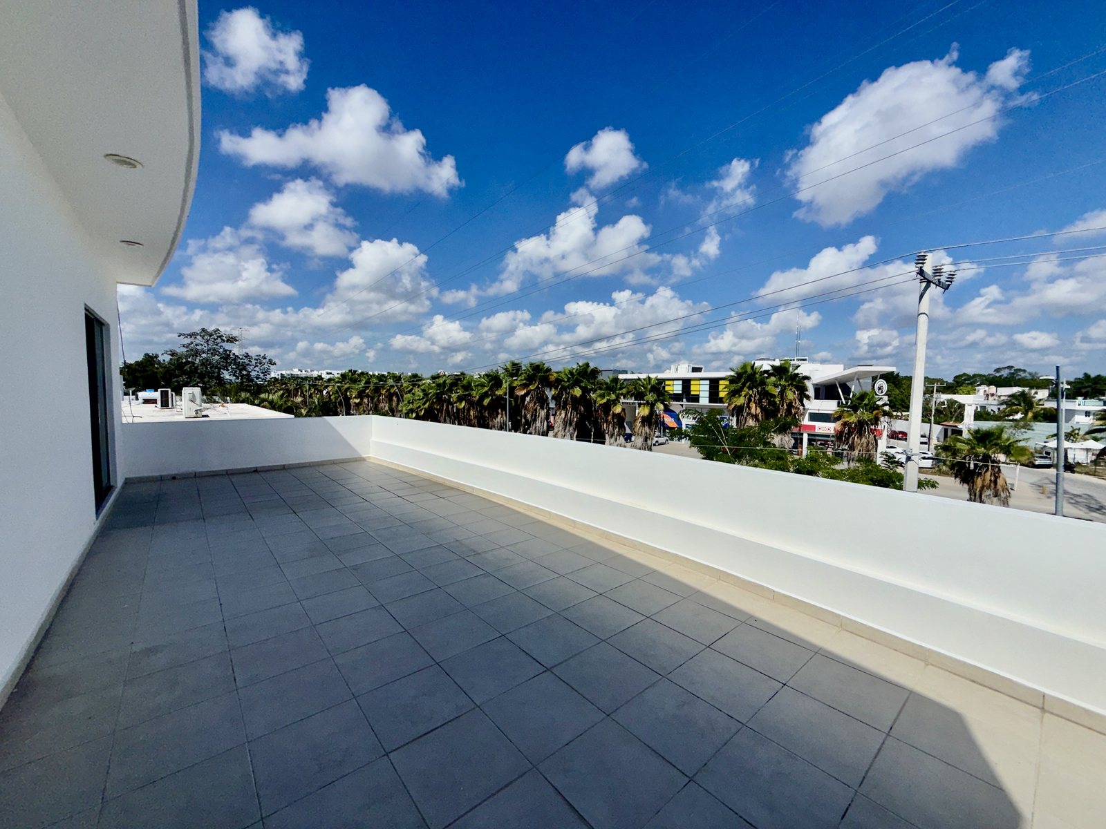 Terraza de casa en Residencial Cumbres